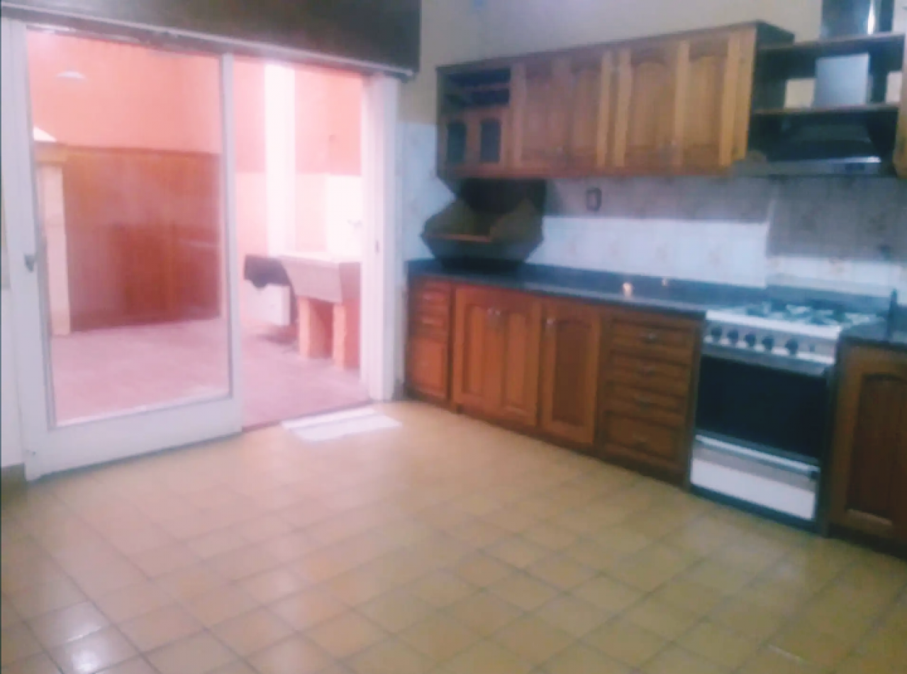 Casa en venta - Allen