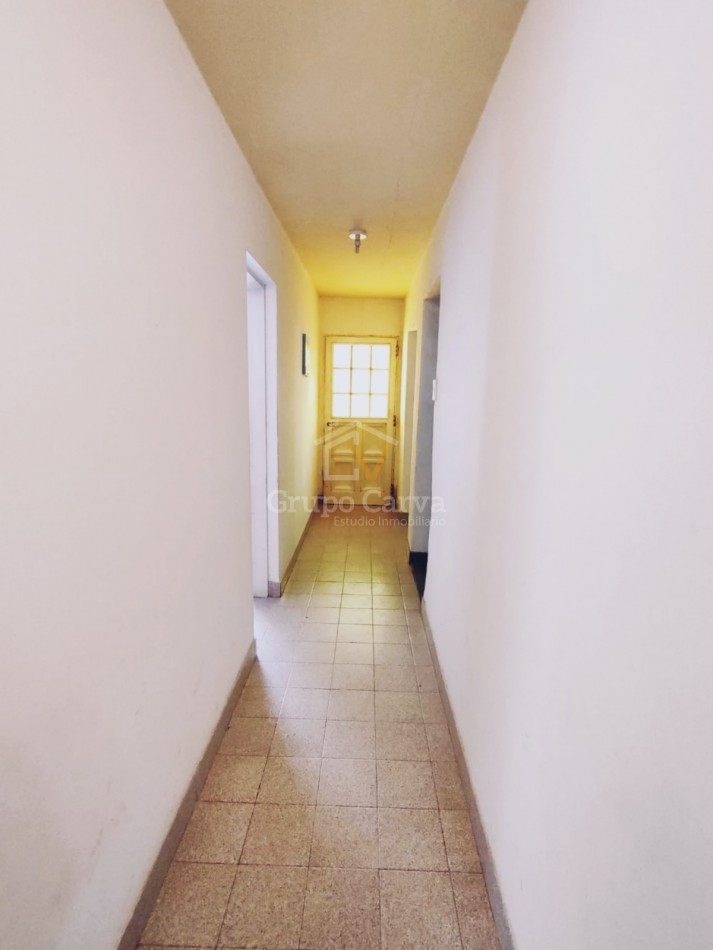 Casa con departamentos