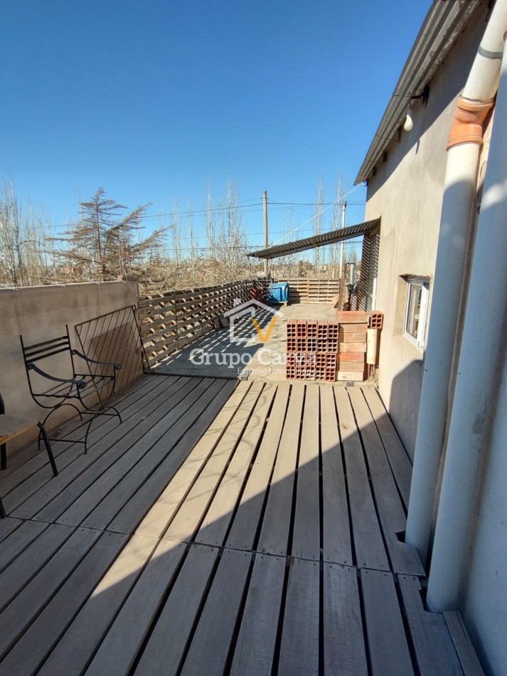 Casa con departamentos