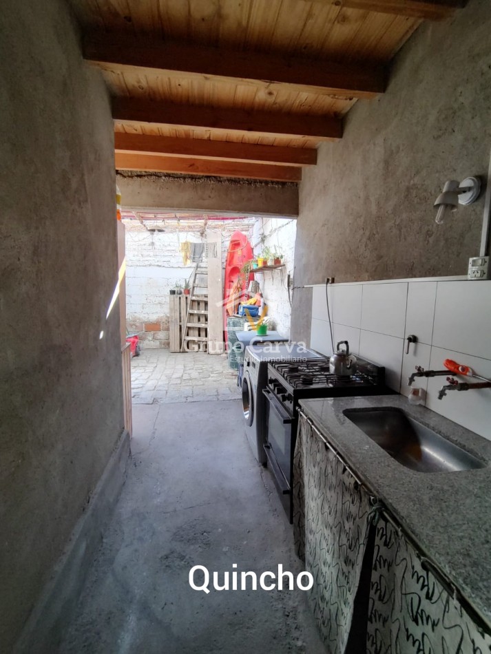 Casa con departamentos