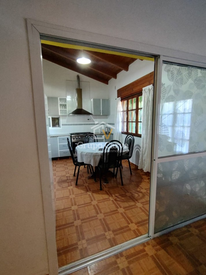 Casa con departamentos