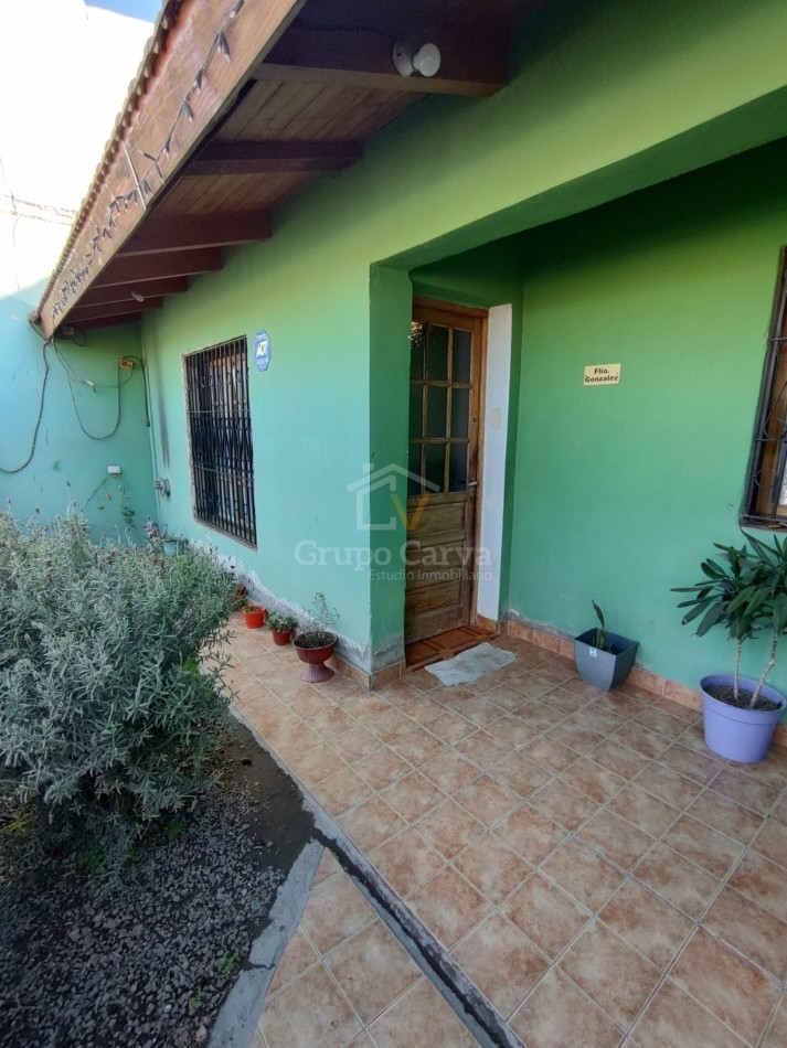 Casa con departamentos