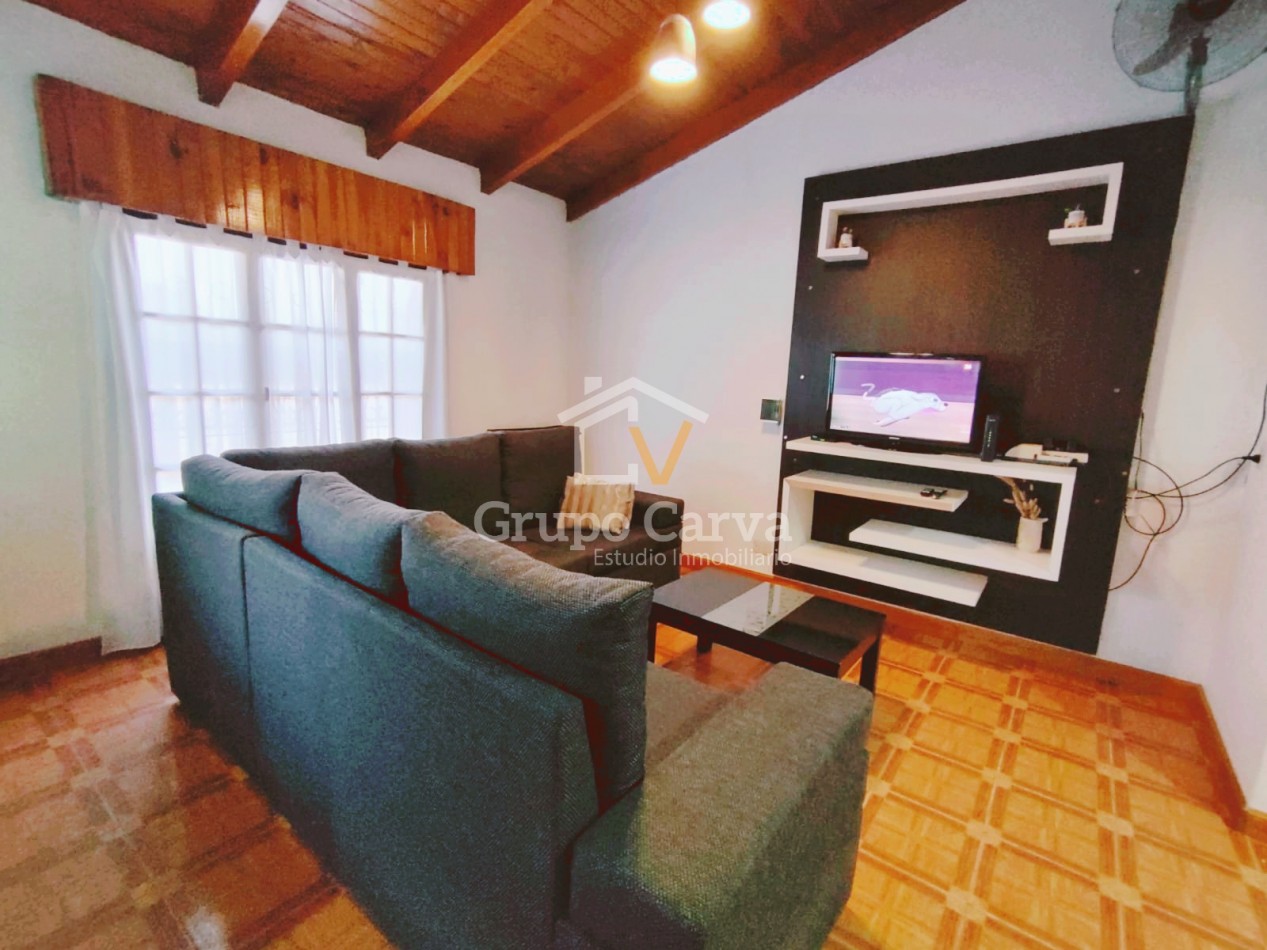 Casa con departamentos